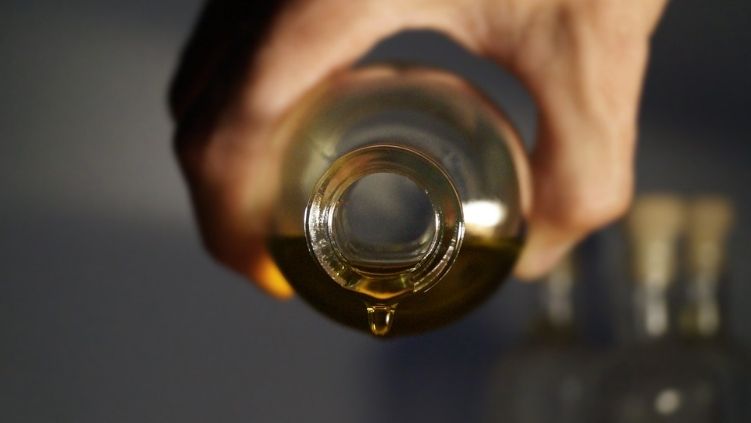 Enjuague bucal con aceite vegetal: qué es y cuáles son sus beneficios