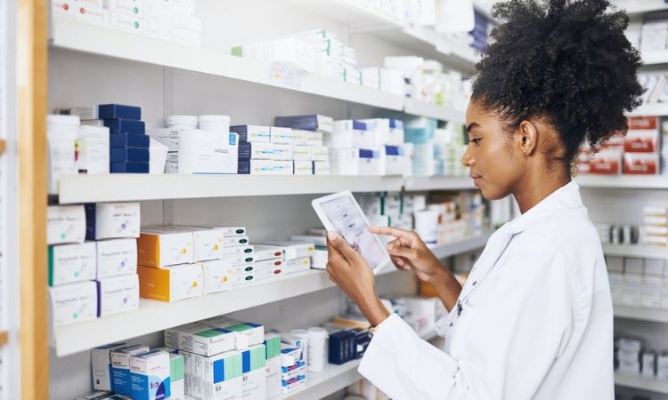 ¿Estudiar farmacia tiene futuro?